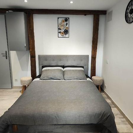 Le Domaine Des Reverets Trezelles 外观 照片
